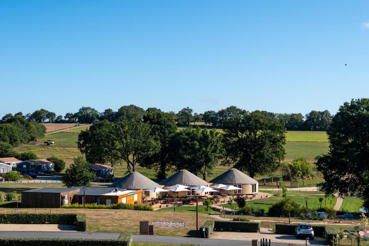 Domaine Melusine - A 2Km Du Puy Dufou France ! Hotel Les Epesses Exterior photo